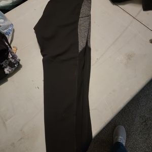 Old navy workout leggings size XL